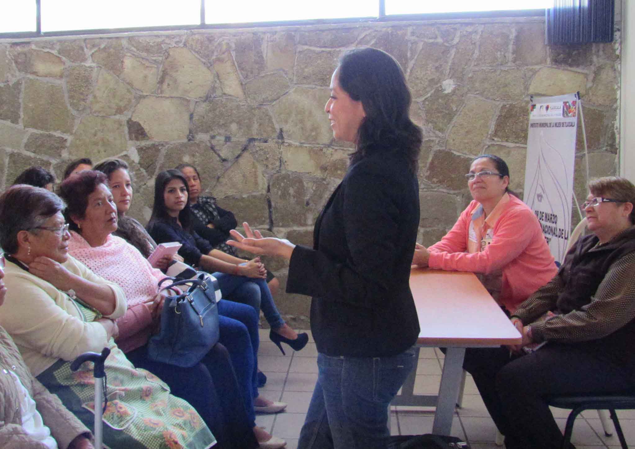 Continúa comuna capitalina con actividades de la Semana de la Mujer